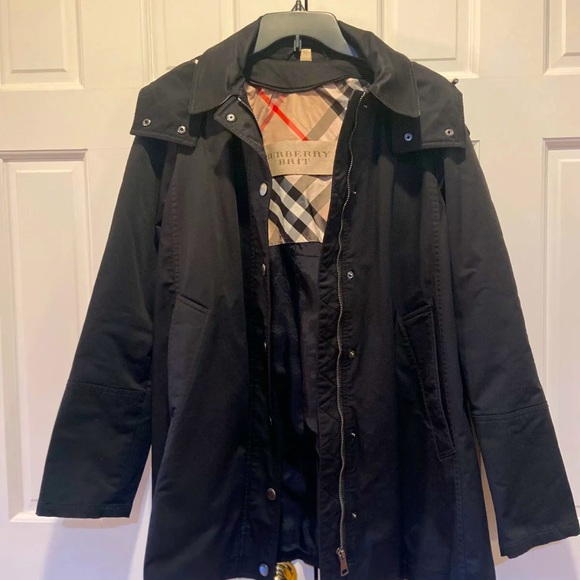 Burberry Coat - Picture 5 of 13